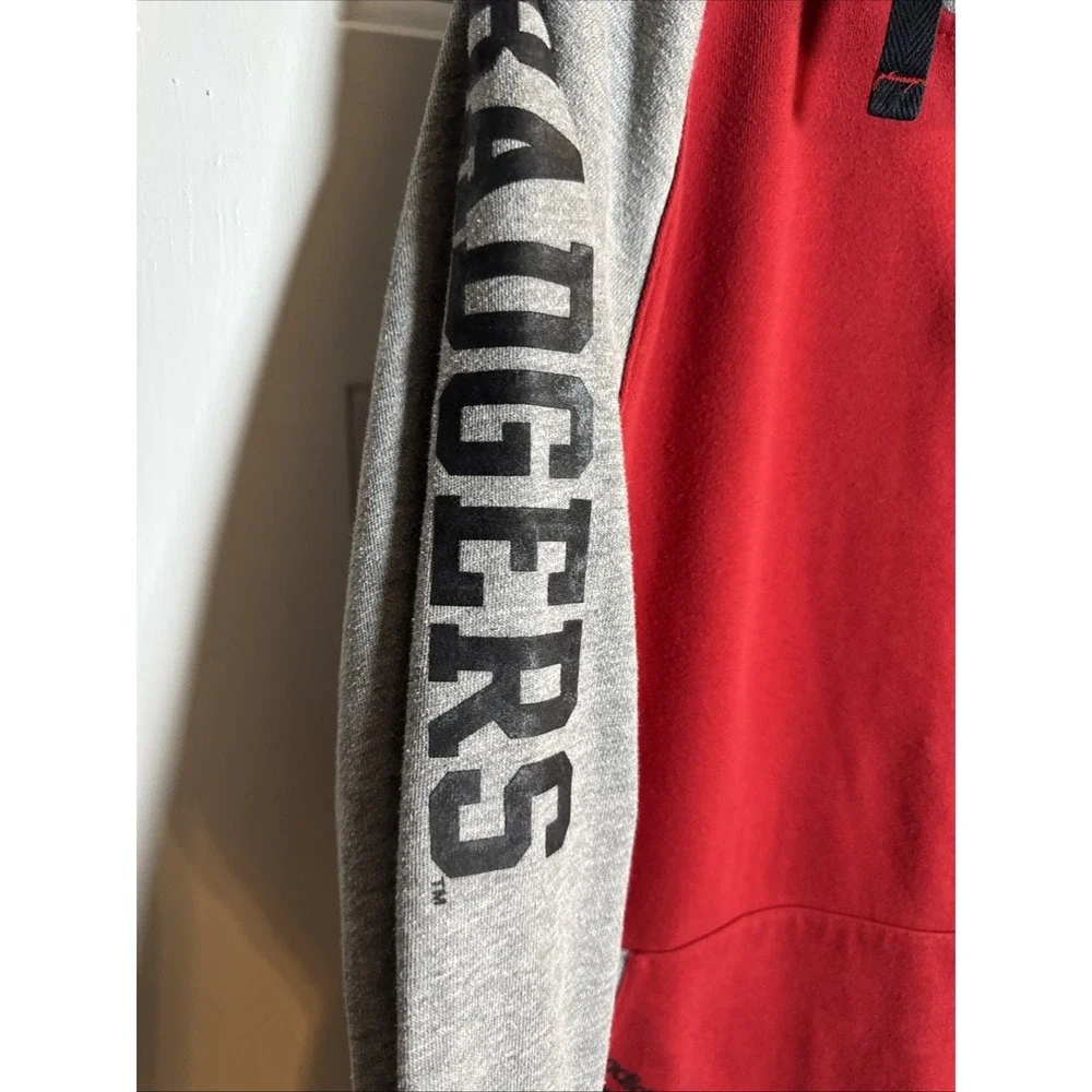 Adidas‎ Wisconsin Badgers Hoodie L Button Neck Pullover Bucky Logo Red Gray